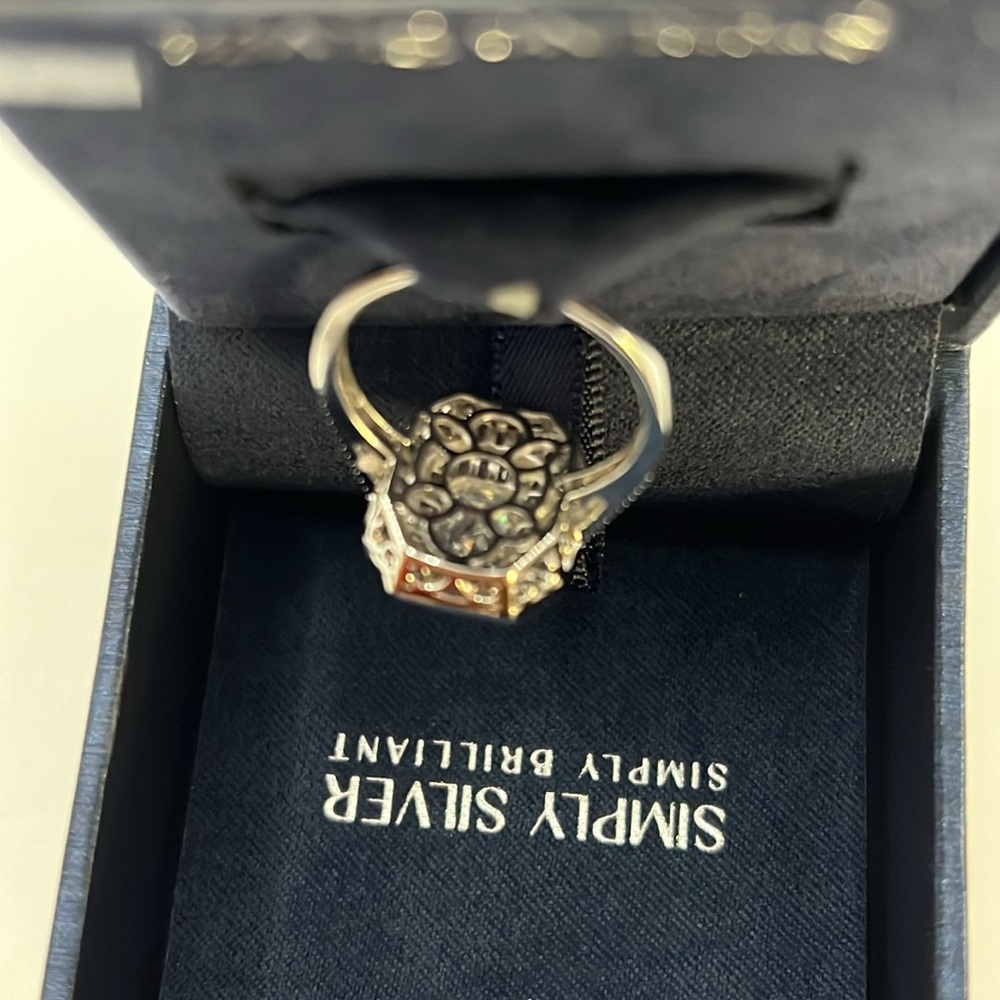 Sterling Silver Ring, size 9 - Picture 8 of 10